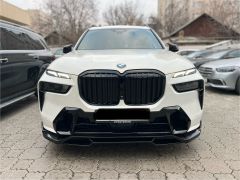 Photo of the vehicle BMW X7