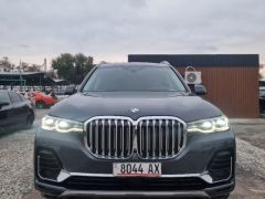 Сүрөт унаа BMW X7