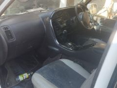 Photo of the vehicle Nissan Largo