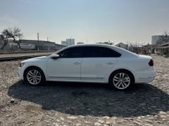 Photo of the vehicle Volkswagen Passat