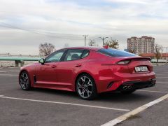 Photo of the vehicle Kia Stinger