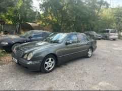 Photo of the vehicle Mercedes-Benz E-Класс