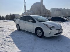 Фото авто Toyota Prius