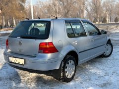 Photo of the vehicle Volkswagen Golf