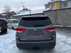 Photo of the vehicle Toyota Highlander