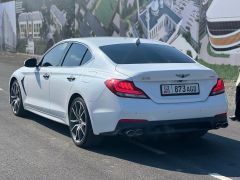 Photo of the vehicle Genesis G70