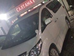 Photo of the vehicle Toyota Alphard