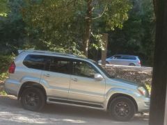 Photo of the vehicle Lexus GX