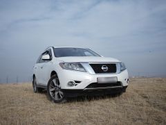 Сүрөт унаа Nissan Pathfinder