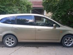 Фото авто Honda Stream