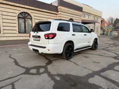 Фото авто Toyota Sequoia