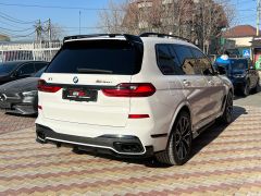 Сүрөт унаа BMW X7