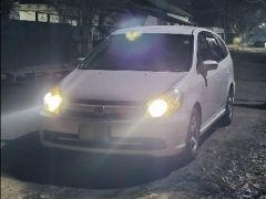 Сүрөт унаа Honda Stream