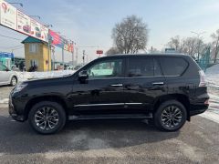 Photo of the vehicle Lexus GX