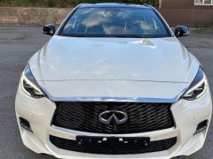 Photo of the vehicle Infiniti Q30