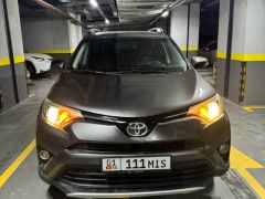 Сүрөт унаа Toyota RAV4