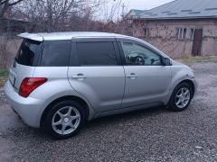 Photo of the vehicle Toyota Ist