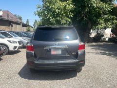 Photo of the vehicle Toyota Highlander