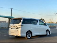 Сүрөт унаа Toyota Alphard