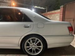 Сүрөт унаа Toyota Crown