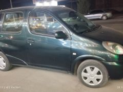 Сүрөт унаа Toyota Yaris Verso