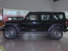 Фото авто Jeep Wrangler