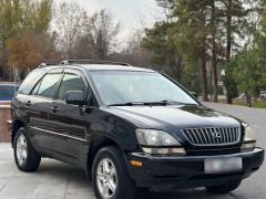 Photo of the vehicle Lexus RX