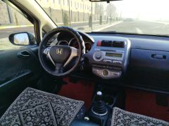 Photo of the vehicle Honda Jazz