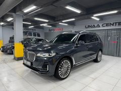 Фото авто BMW X7