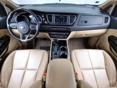 Сүрөт унаа Kia Carnival