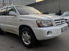 Photo of the vehicle Toyota Highlander