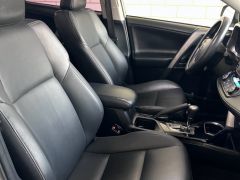 Сүрөт унаа Toyota RAV4