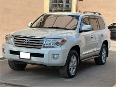 Photo of the vehicle Toyota Land Cruiser