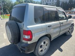 Сүрөт унаа Mitsubishi Pajero iO