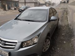 Photo of the vehicle Chevrolet Cruze