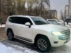 Photo of the vehicle Toyota Land Cruiser