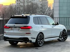 Photo of the vehicle BMW X7