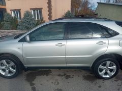 Photo of the vehicle Lexus RX