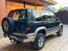 Сүрөт унаа Isuzu Trooper