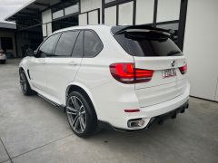 Photo of the vehicle BMW X5