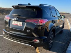 Сүрөт унаа Toyota RAV4