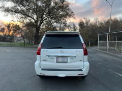 Photo of the vehicle Lexus GX