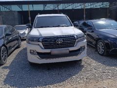 Сүрөт унаа Toyota Land Cruiser