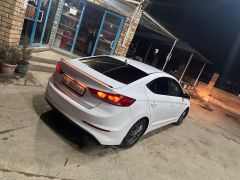 Сүрөт унаа Hyundai Elantra