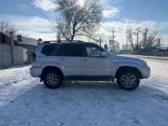 Photo of the vehicle Toyota Land Cruiser Prado