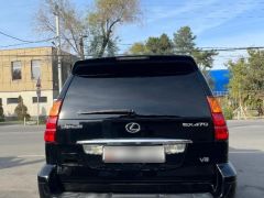 Photo of the vehicle Lexus GX