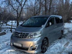 Photo of the vehicle Toyota Alphard