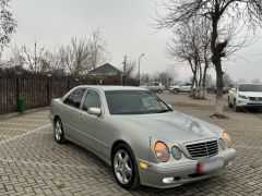 Photo of the vehicle Mercedes-Benz E-Класс