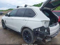 Photo of the vehicle BMW X5