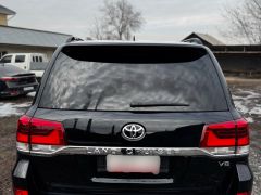 Фото авто Toyota Land Cruiser